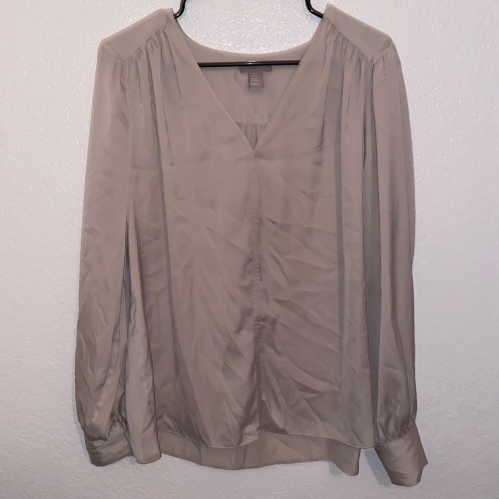 Woman’s blouse